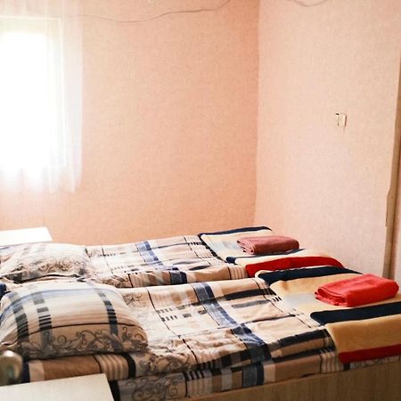 Guest House Gere Omalo Ruang foto