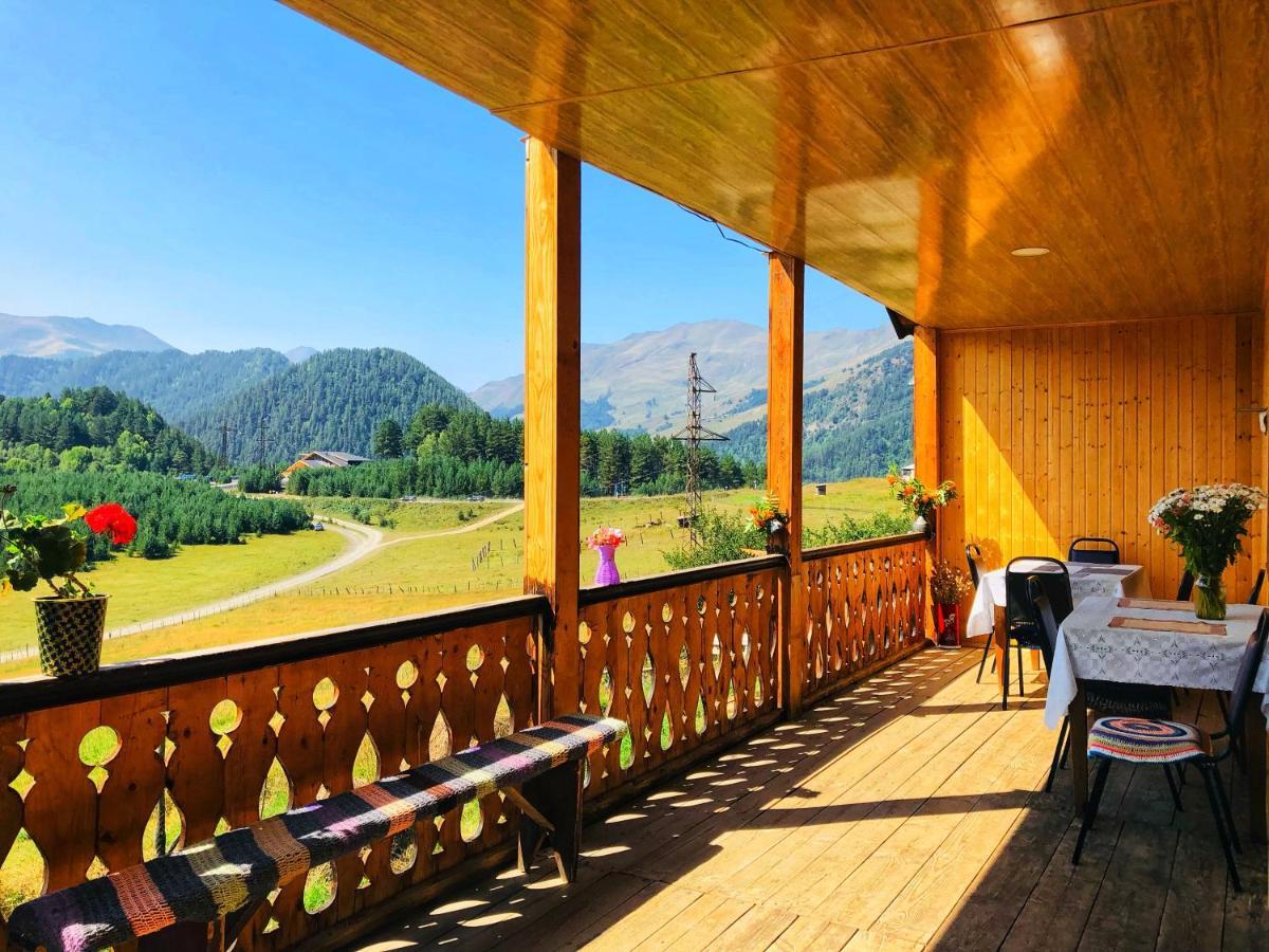 Guest House Gere Omalo Bagian luar foto